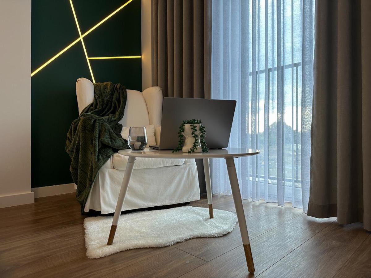 Szmaragd Apartament - Zator Energylandia Ngoại thất bức ảnh